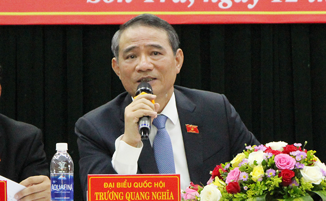Cử[-]tri[-]đề[-]nghị[-]không[-]cho[-]ông[-]Huỳnh[-]Đức[-]Thơ[-]làm[-]Chủ[-]tịch[-]Đà[-]Nẵng